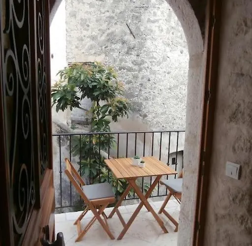 Maison De Village Climatisee